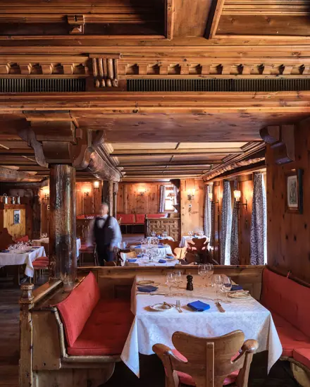Badrutts Palace Food And Beverage Restaurants Chesa Veglia Patrizier Stuben Interior Venue